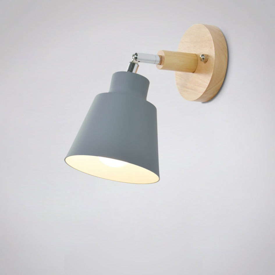 Rotatable Wall Lamp with Wooden Details - Modern Reading Lamp with 180 Degrees Rotation