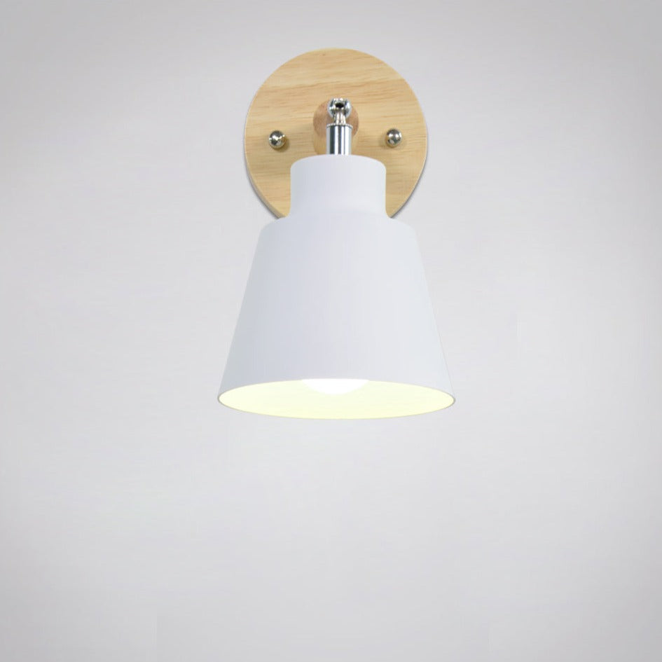 Rotatable Wall Lamp with Wooden Details - Modern Reading Lamp with 180 Degrees Rotation