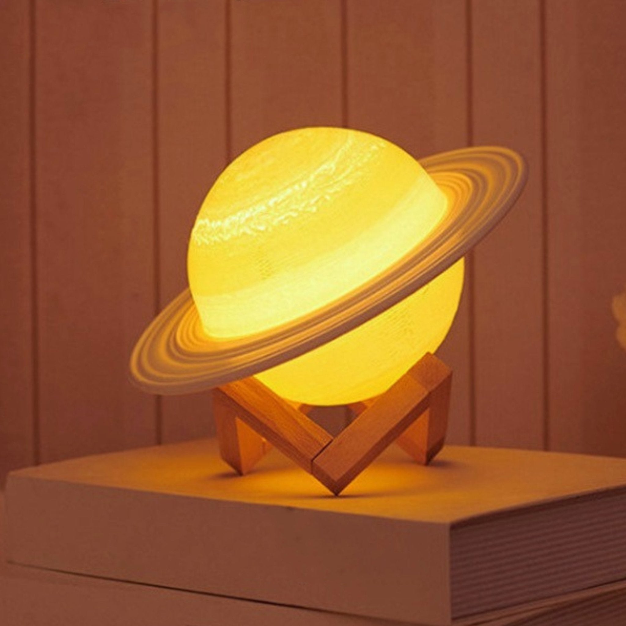 Children's Night Light with Saturn Design – Wooden Base and 3 Light Colours