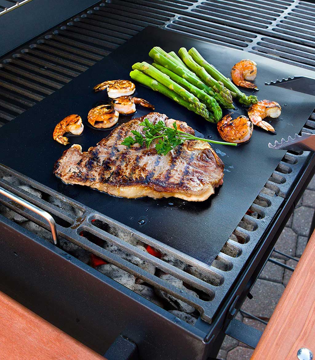 BBQ Grill Mat Grilly - Heat Resistant and Easy to Clean (2+2 Free)