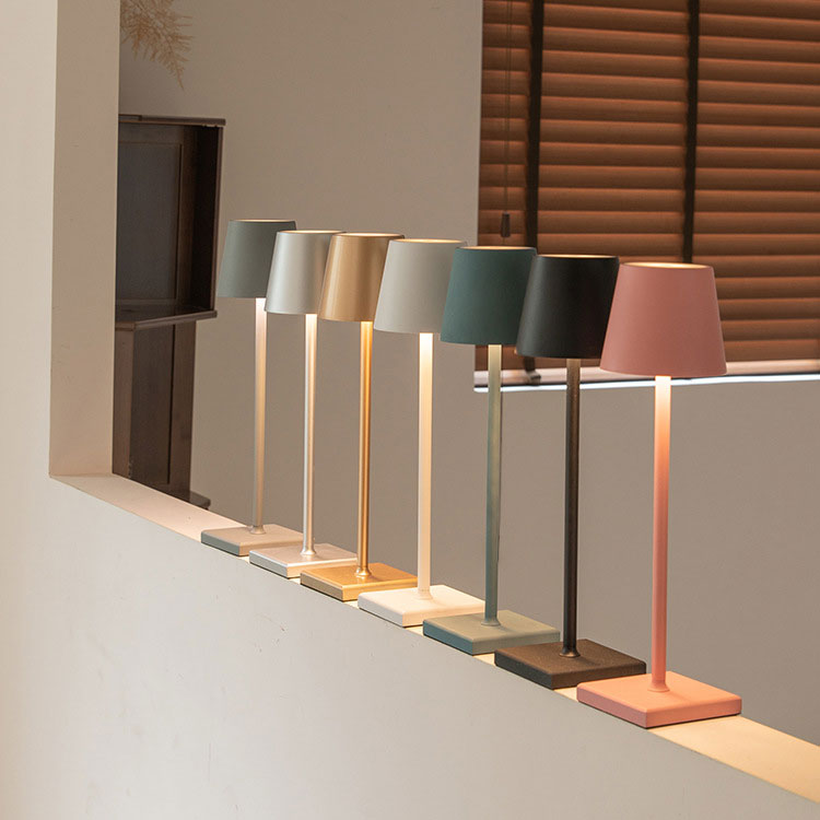 MOONGLOW - Minimalist Wireless Lamp