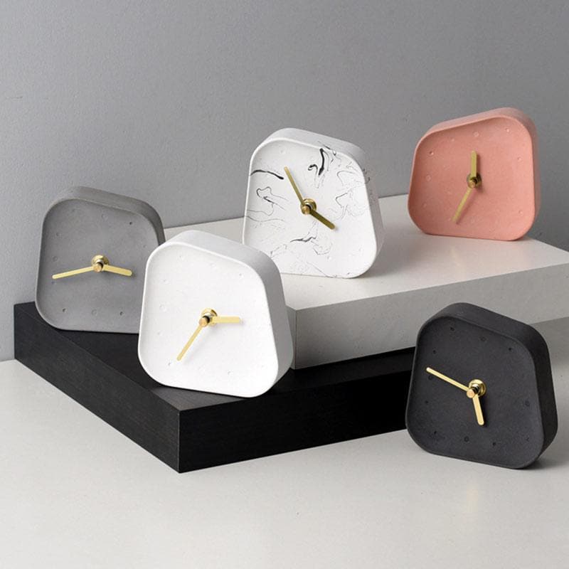 Silent Retro Desk Clock in Concrete – Analogue, 5 Colours, Gold-Coloured Hands