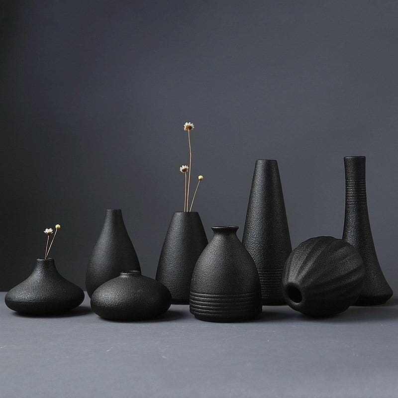 Black Ceramic Vases with Unique Texture - Suitable for Table Decoration and Floral Arrangements