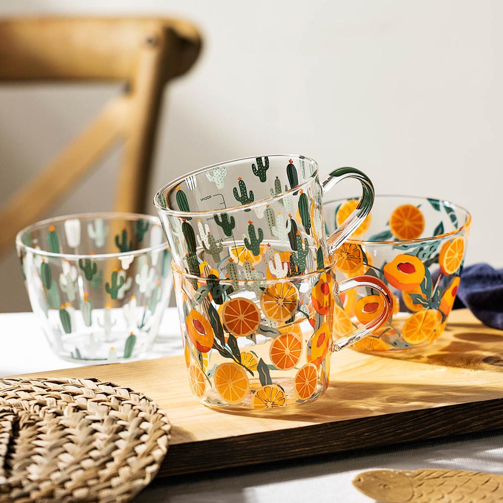 Glass Measuring Jugs with Cheerful Print – Practical and Stylish