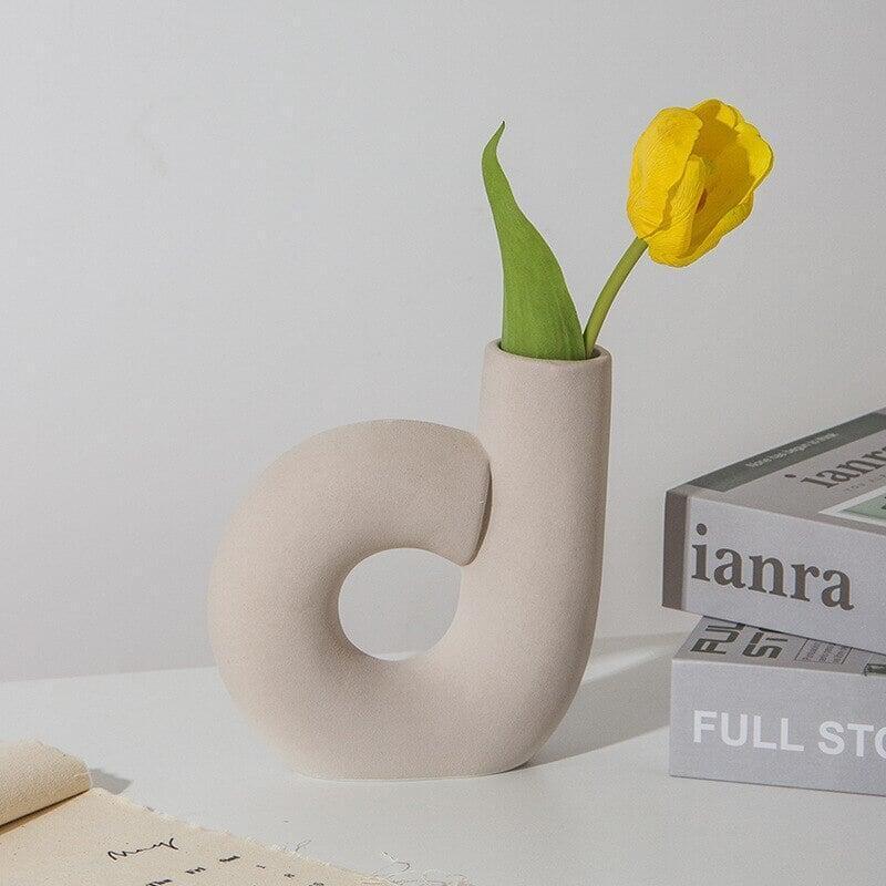 Norwegian Ceramic Vase in Porcelain – Elegant and Stylish for Flowers