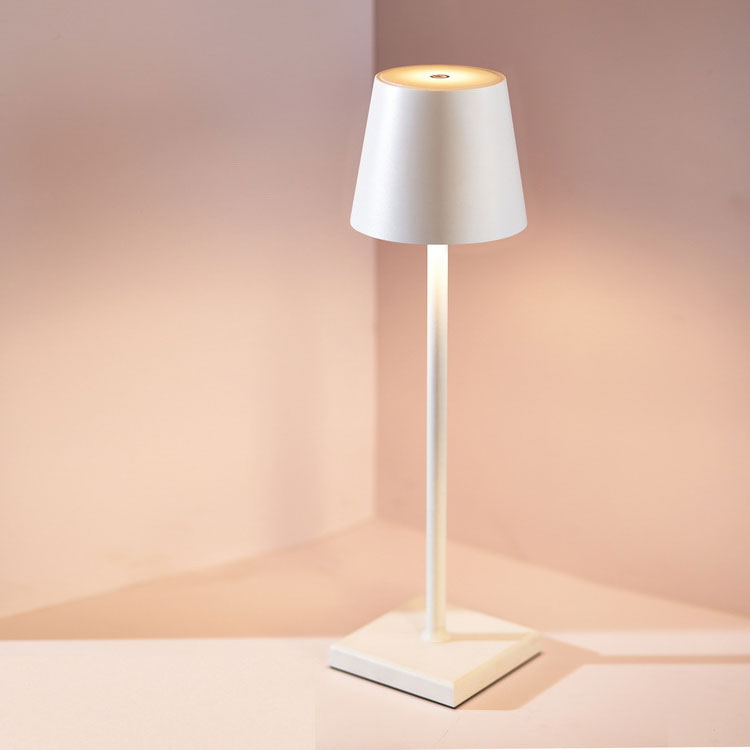 MOONGLOW - Minimalist Wireless Lamp